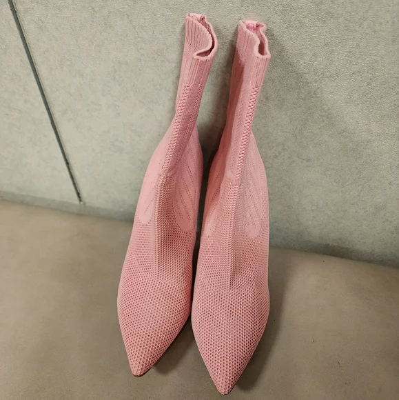 Steve Madden pink knit sock pointed boots - Picture 5 of 7